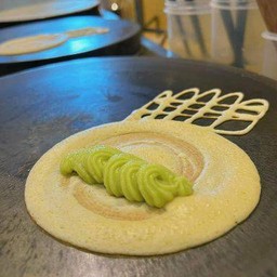 โตเกียว คัสตาร์ดใบเตย