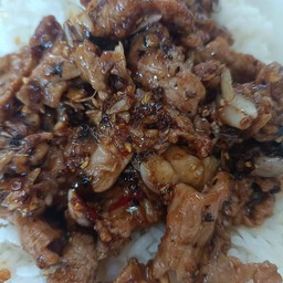 เนื้อ กระเทียมพริกไทย