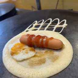 โตเกียว ไข่-ไส้กรอกไก่