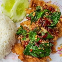 ครัวหลังบ้าน 🍝 อาหารตามสั่ง รับทำข้าวกล่อง
