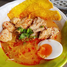 หยก ก๋วยเตี๋ยวต้มยำ - บ้านเจดีย์