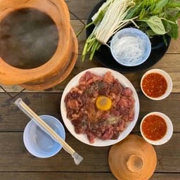 จิ้มจุ่มอีสาน - เนื้อน่องลาย + สไบนาง