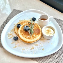 Honey Maple Syrup Pancake