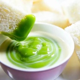 ขนมปังสังขยาใบเตย