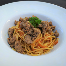 DL สปาเก็ตตี้ซอสมะเขือเทศเนื้อ