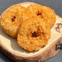 โดนัทกุ้ง 3 ชิ้น ซอสมะเขือเทศ