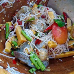 ตำซั่วหน่อไม้กุ้งสด