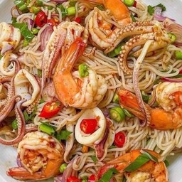 ยำขนมจีน