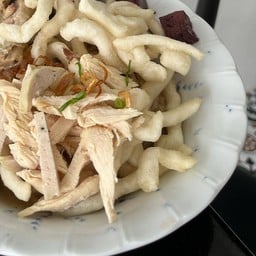 อาหารเช้าขอนแก่น ก๋วยจั๊บญวน ข้าวต้ม ไข่กระทะ สาขาครัวกลาง by ตรอกคำหอม กังสดาล