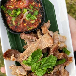 คอหมูย่าง