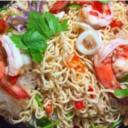 ยำมาม่าทะเล