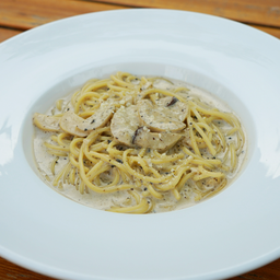 DL สปาเก็ตตี้ซอสครีมเห็ดทรัฟเฟิล