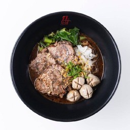 ก๋วยเตี๋ยวเนื้อน่องลายตุ่น