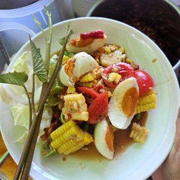 ตำไทยข้าวโพดไข่เค็ม