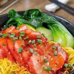 ร้านข้าวหมูทอดนายหมี