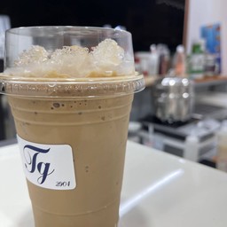 กาแฟเย็นนมสด