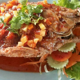 ปลาทับทิมสามรส