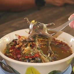 อึ่งไชโยในตำนาน ไข่ล้วน