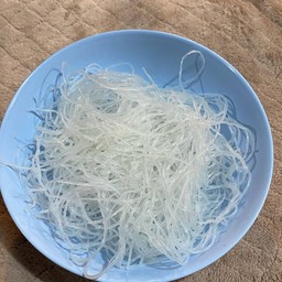 วุ่นเส้น