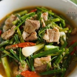 ร้านแซบอีสาน