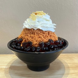 บิงซู ชาชัก วิปครีม อัลมอนด์(Teh Tarik Whipped cream Almond Bingsu)
