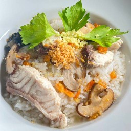 JULY BISTRO HEALTHY (จูไลน์ บิสโทร เฮลทิ) สาขา สาทร-พระราม 3