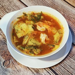 แกงส้มชะอมไข่+กุ้ง