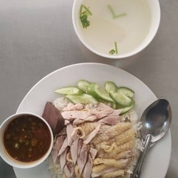 ข้าวมันไก่อาม่า ลาดพร้าว-วังหิน 55