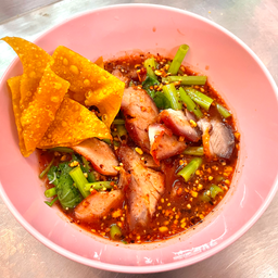 เย็นตาโฟหมูแดงล้วน