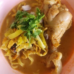 ข้าวซอยน่องไก่