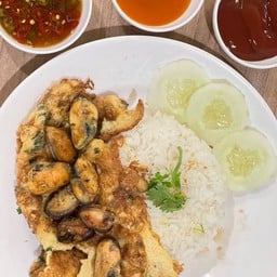 ข้าวไข่เจียวหอย