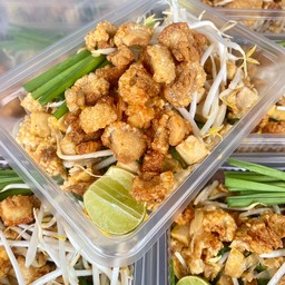 ผัดไทกากเจียวโคตรฟิน