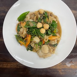 หอยเชลล์ผัดฉ่า