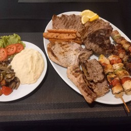 Grigliatona mista di carne