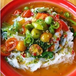 ขนมจีน-น้ำยาแจ่ว