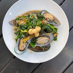 หอยแมลงภู่ผัดฉ่า