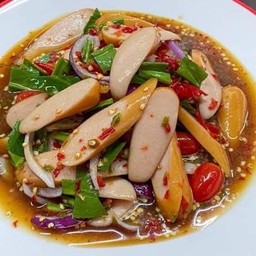 ยำไส้กรอก