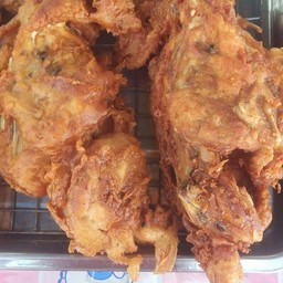 โครงไก่ทอดใหญ่
