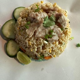 ข้าวผัด หมู