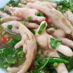 เล้งตีนไก่