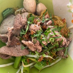 เตี๋ยวเรือ-ใหญ่แห้ง