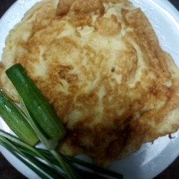 ผัดไทย หอยทอด ไข่คำ