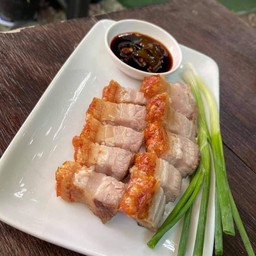 หมูกรอบ