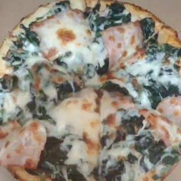 ผักโขมแฮมชีส