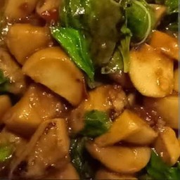 ข้าว เห็ดผัดน้ำพริกเผา