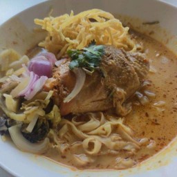 ข้าวซอย-น้ำเงี้ยว ครัวบ้านเชียงใหม่