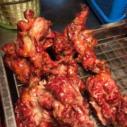เนื้อติดลิ้น (มันน้อย)