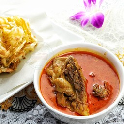 ชุดโรตีโบราณจิ้มแกงไก่ A set of Original Roti Set with Chicken Curry