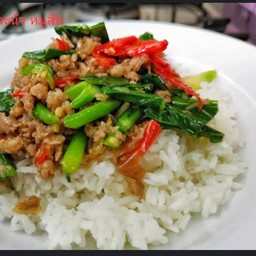 คะน้าหมูสับ