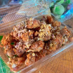 กบทอดกระเทียม